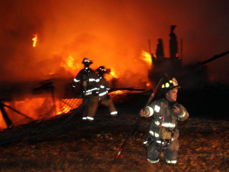 33 Hillside Ave. Structure Fire, October 2014, Photo by Frank Becera